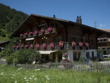 Location appartement à Gstaad, Steimandli Appartement/Fewo, Dusche oder Bad, WC 2-Bettwohnung