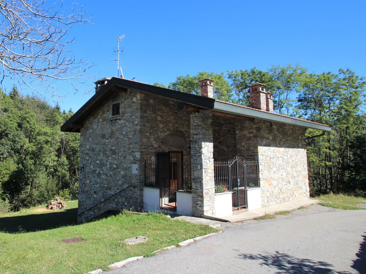 Maison rustique Alpe à 820 m, 3 chambres - Photo 2