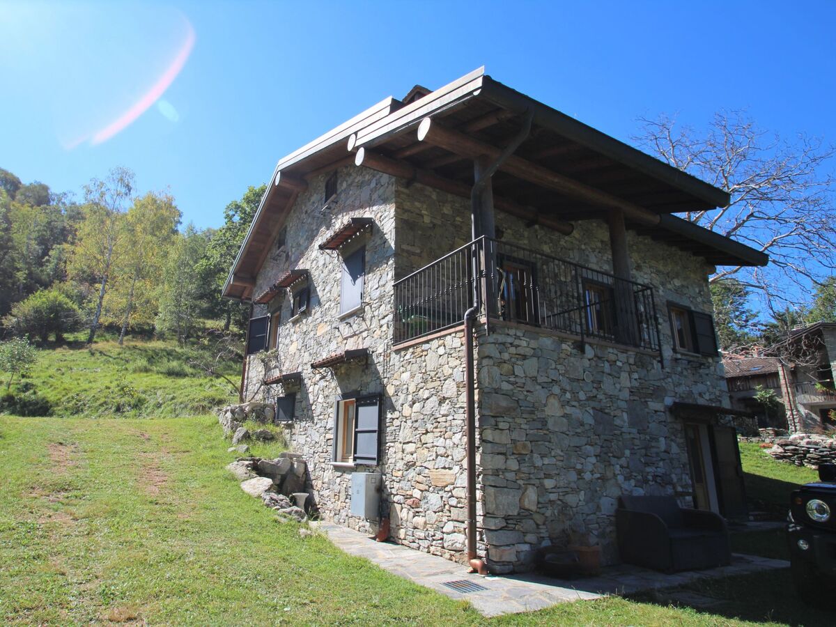 Maison rustique Alpe à 820 m, 3 chambres - Photo 3