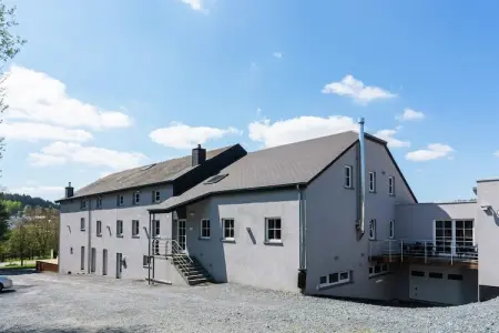Le Gîte Familial : maison 32 personnes à Mellier : photo 5
