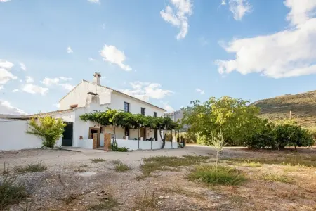 Location maison à Priego de Cordoba, Mansion avec piscine privée située dans le Parc Naturel La Subbética de Córdoba