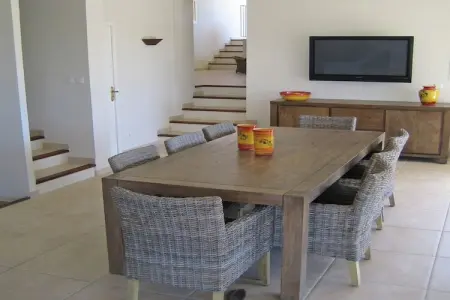Villa Aramis, Villa à Le Muy avec piscine et lac - Photo 2