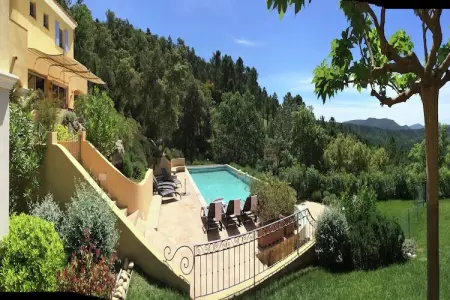 Villa Aramis, Villa à Le Muy avec piscine et lac - Photo 17
