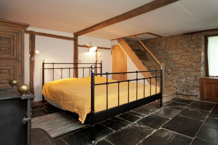 Li Saboti : maison 4 chambres à Roumont, 100 m de la forêt - Photo 3