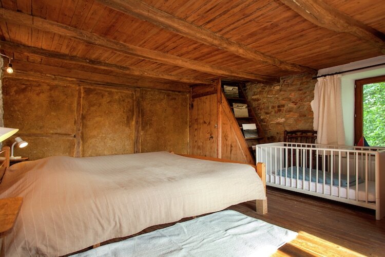 Li Saboti : maison 4 chambres à Roumont, 100 m de la forêt - Photo 13