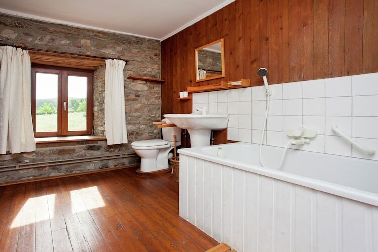 Li Saboti : maison 4 chambres à Roumont, 100 m de la forêt - Photo 22