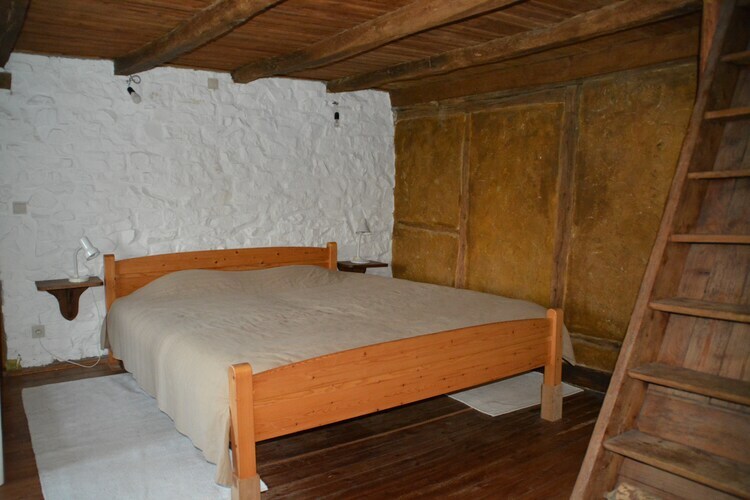 Li Saboti : maison 4 chambres à Roumont, 100 m de la forêt - Photo 36