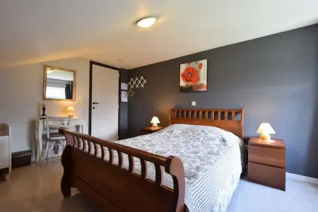 Le Sart, maison 7 chambres pour 15 personnes à Jehonville : photo 4