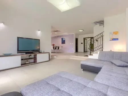 Villa Vela : maison avec piscine privée à Pula : photo 9
