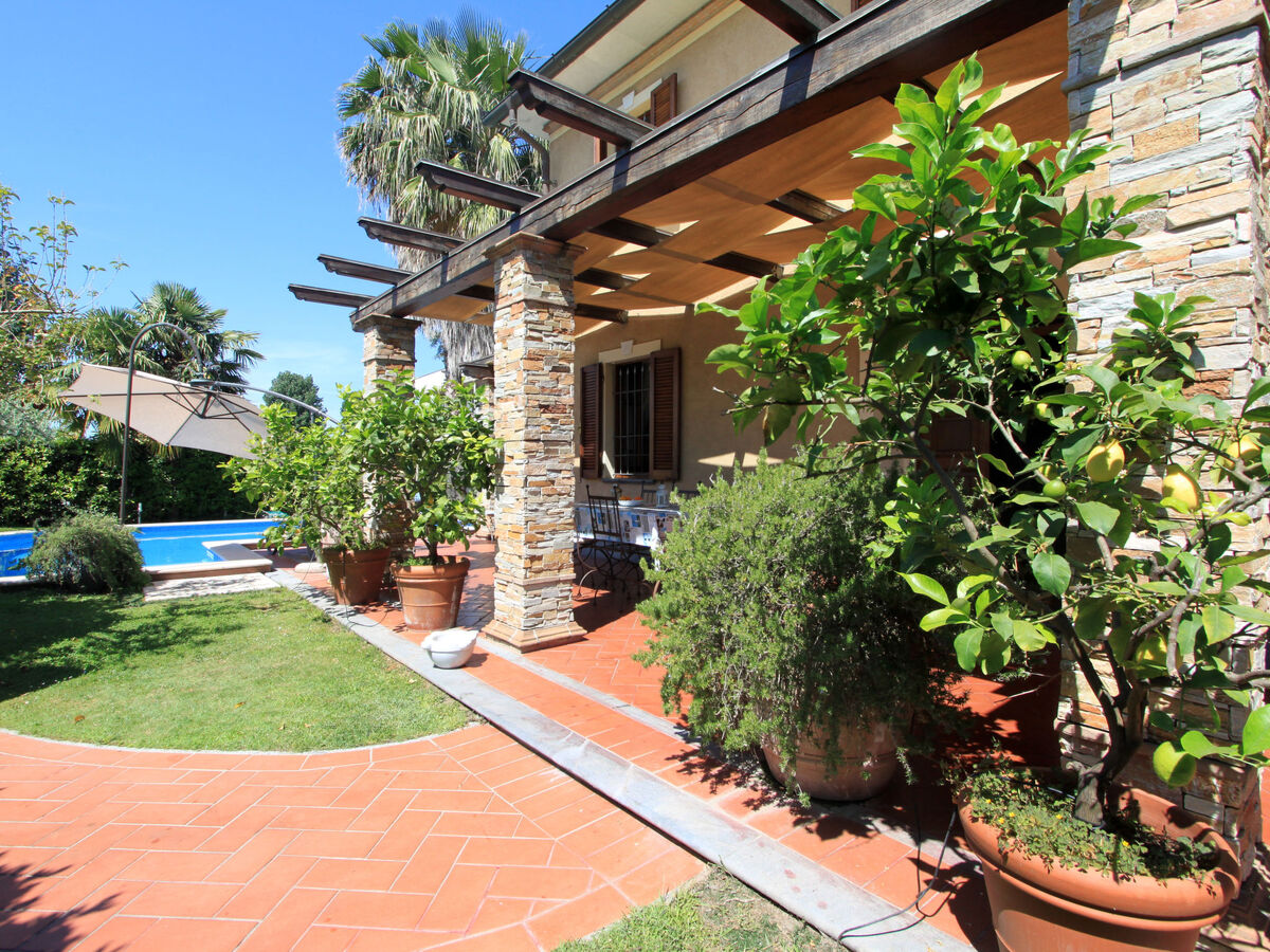 Villa Roberto avec piscine à Forte dei Marmi - Photo 8