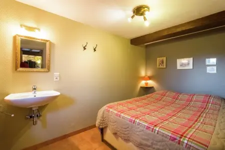 Maison Aremberg à Gimnée, 5 chambres pour 9 personnes : photo 10