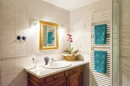 Maison Aremberg à Gimnée, 5 chambres pour 9 personnes : photo 22
