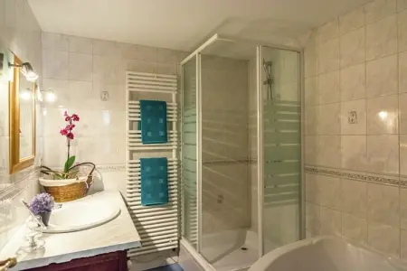 Maison Aremberg à Gimnée, 5 chambres pour 9 personnes : photo 25