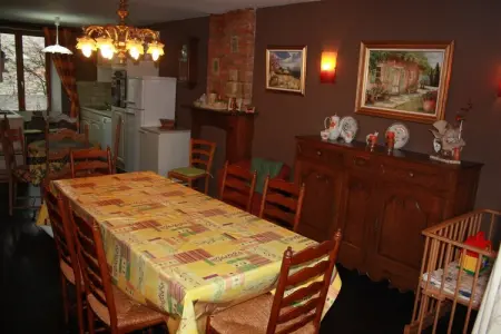 Maison Aremberg à Gimnée, 5 chambres pour 9 personnes : photo 36