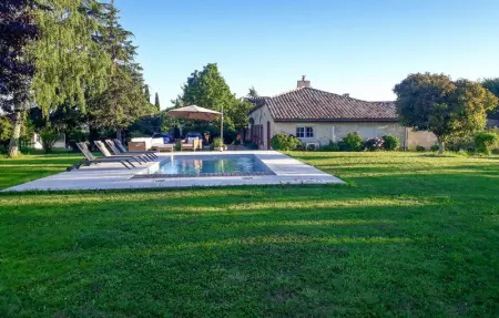 Location maison de vacances à Doulezon