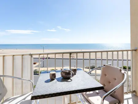 Location appartement de vacances à Narbonne Narbonne Plage Narbonne Plage Location appartement de vacances à Narbonne Narbonne Plage Narbonne Plage