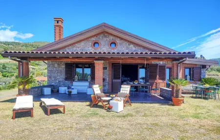 Location maison de vacances à Graniti