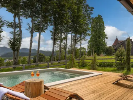 Location villa de vacances à Fužine