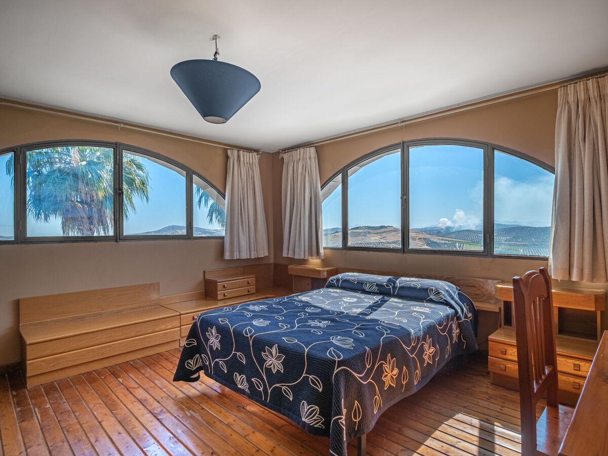 Villa El Balcon – vue panoramique sur Baena, sport et piscine - Photo 23