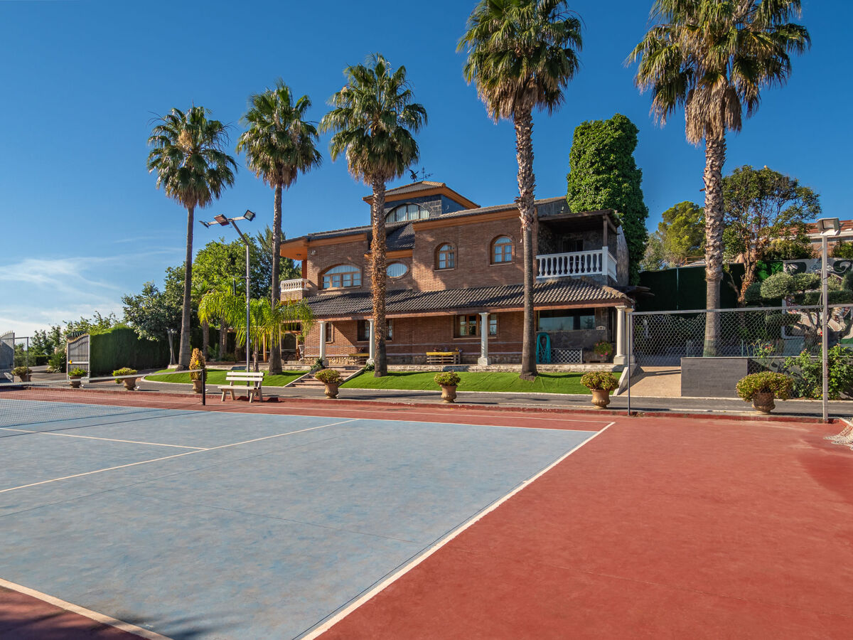 Villa El Balcon – vue panoramique sur Baena, sport et piscine - Photo 34