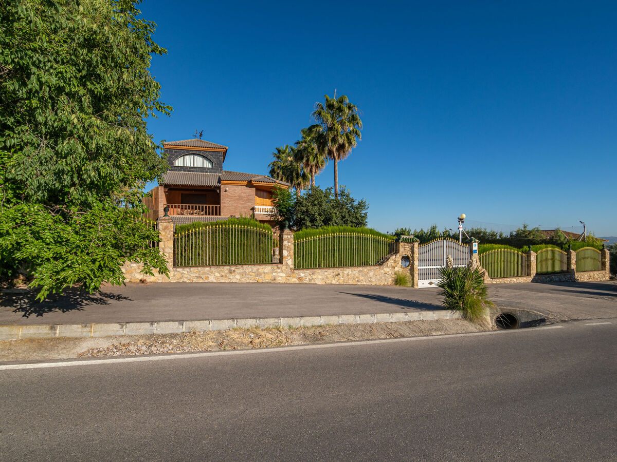Villa El Balcon – vue panoramique sur Baena, sport et piscine - Photo 37
