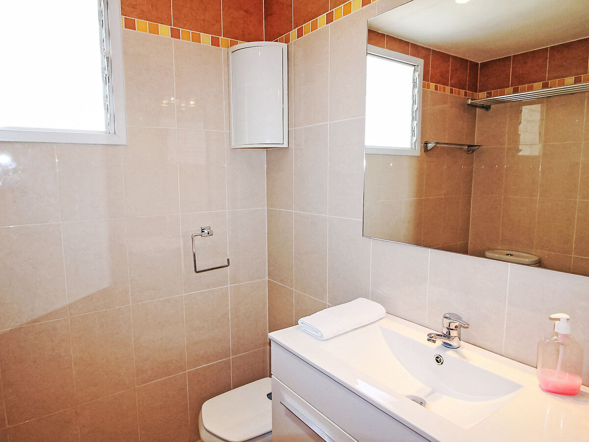Sol Y Mar : appartement 2 chambres à 50 m de la mer - Photo 10
