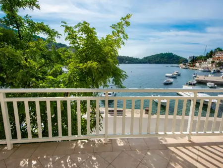 Maison jumelée à Brna (Korčula) avec vue sur la mer : photo 4