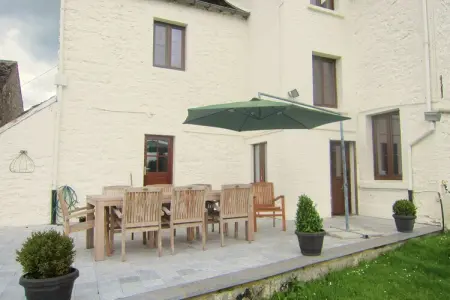 Maison Gimnée : 8 personnes, jardin et jeux : photo 6