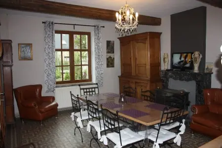 Maison Gimnée : 8 personnes, jardin et jeux : photo 21
