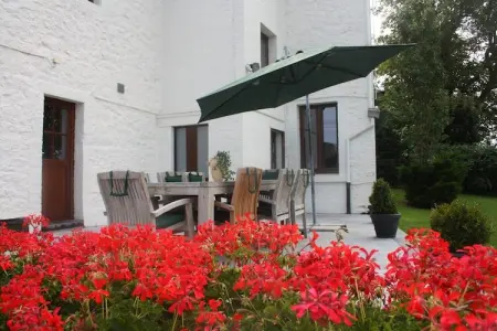 Maison Gimnée : 8 personnes, jardin et jeux : photo 34