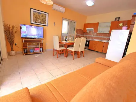 Maison Anderson à Prigradica, vue sur la mer et terrasse de 30 m² : photo 7
