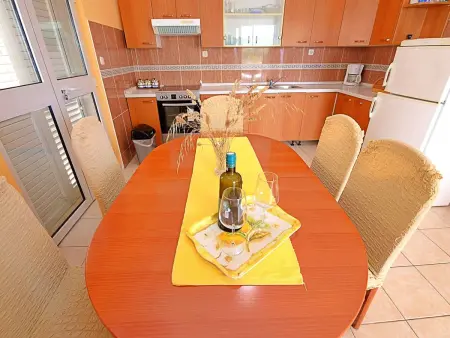 Maison Anderson à Prigradica, vue sur la mer et terrasse de 30 m² : photo 8