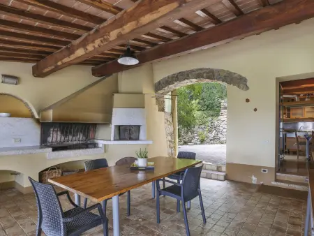 Maestraccio, gîte 9 pers. avec piscine à Buti : photo 7