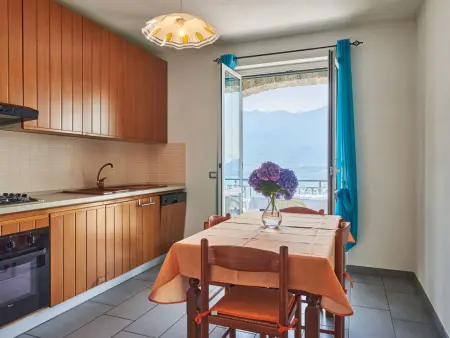 Appartement Aurora 80 m² à Domaso, vue sur le lac : photo 5