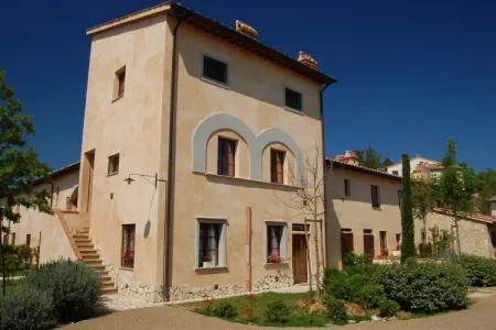 Location appartement à Gambassi Terme, Appartement Tour en Toscane près de San Gimignano