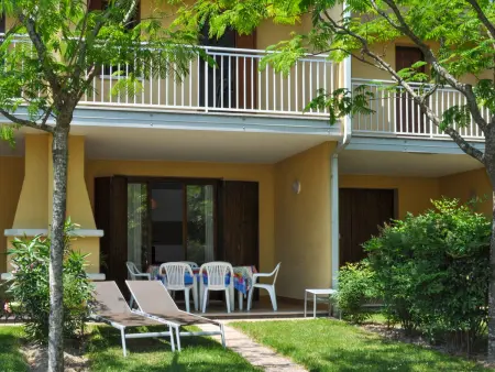 Maison 3 niveaux avec piscine, Villaggio dei Fiori - Photo 1