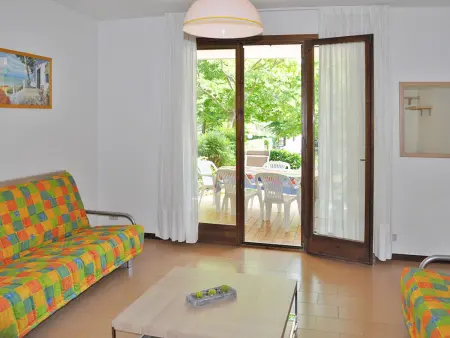 Maison 3 niveaux avec piscine, Villaggio dei Fiori - Photo 3