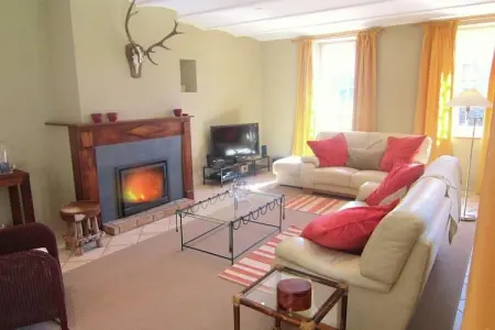 Gîte Offagne - Villa 12 pers. en forêt ardennaise : photo 2