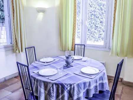 Castel Haussmann, Appartement 4 personnes à Cavalaire - Photo 4