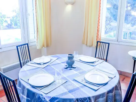 Castel Haussmann, Appartement 4 personnes à Cavalaire - Photo 10