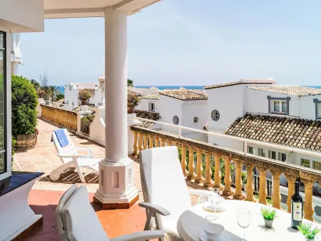 Maison à Mijas Costa pour 7 personnes, avec accès à une piscine : photo 2