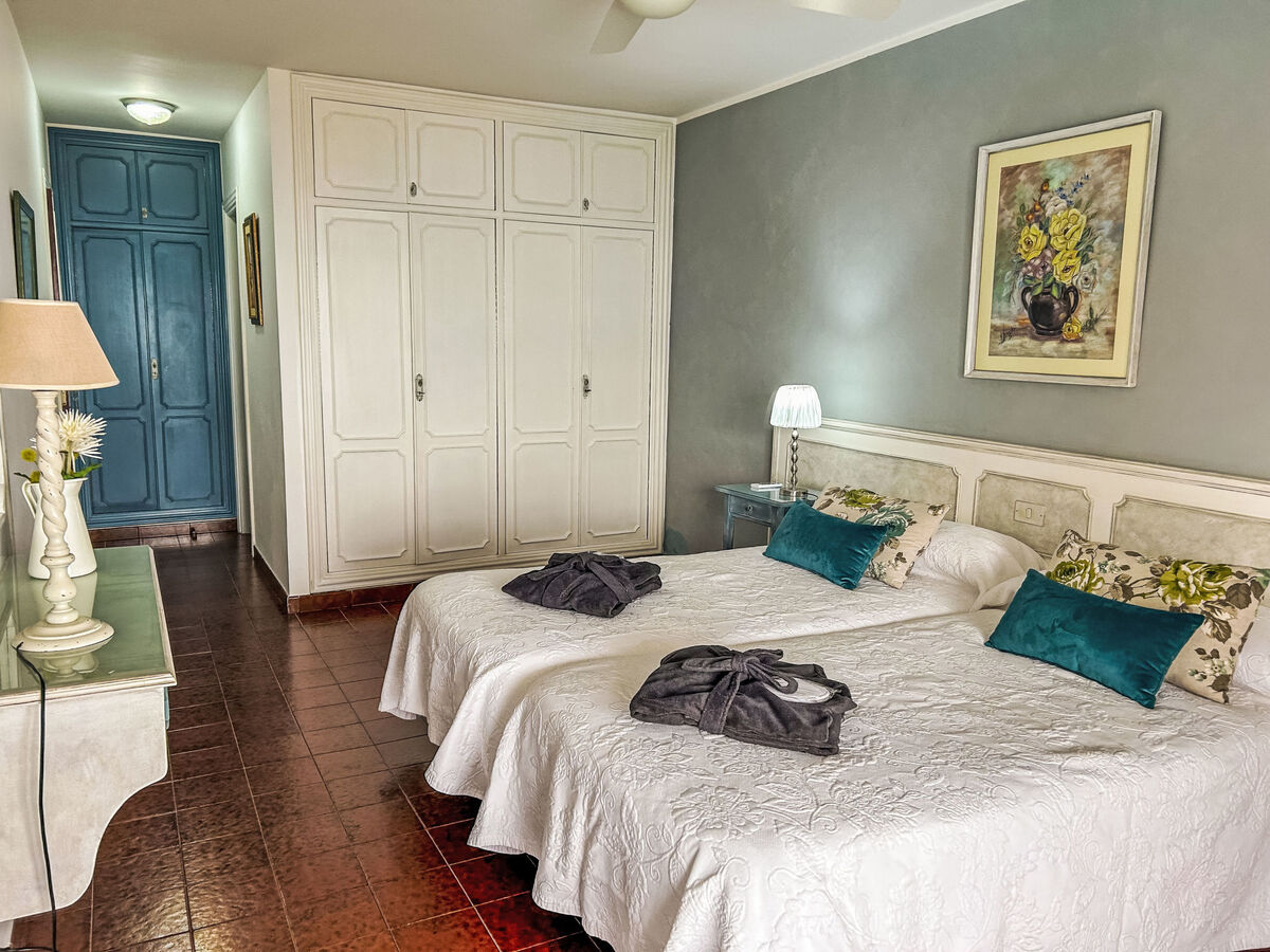 Appartement 2 pièces Radazul avec vue mer et piscine - Photo 23