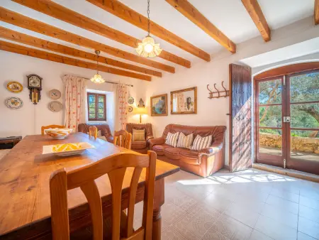 Maison Can Tiona à Andratx, vue sur les montagnes : photo 5