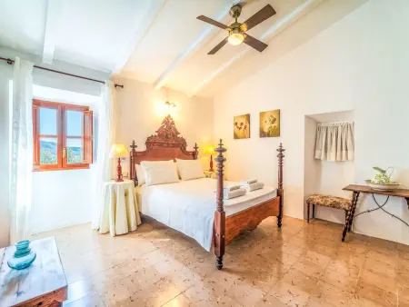 Maison Can Tiona à Andratx, vue sur les montagnes : photo 10