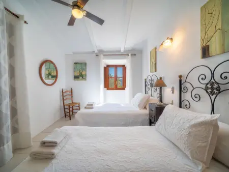 Maison Can Tiona à Andratx, vue sur les montagnes : photo 13