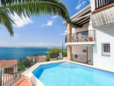 Location maison à Roses, Maison Joan Sardà 1, ensoleillée avec magnifique vue sur la mer 