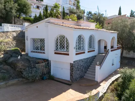 Villa Cecilia, location de caractère avec vue panoramique sur la baie de Roses - Photo 21