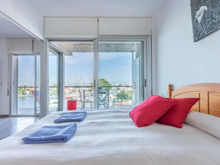 Cap Mestral - Apt 4 pers., balcon vue canal à Roses : photo 5