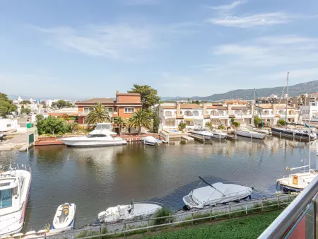 Cap Mestral - Apt 4 pers., balcon vue canal à Roses : photo 20