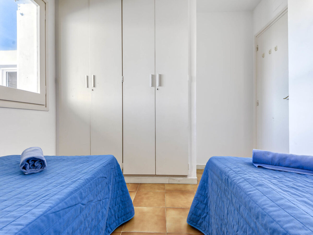 Appartement 2 chambres à 20 m de la plage, Roses - Photo 15